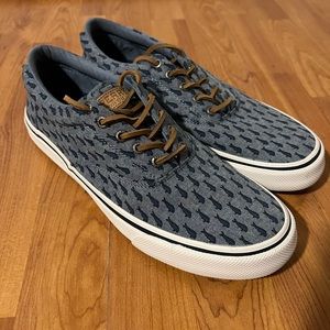 NWOT Sperry by Vineyard Vines deck shoes.